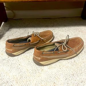 Womens size 9.5M Sperry boat shoes